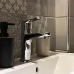 Elenis Cozy * Larissa