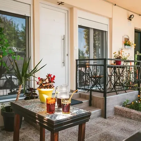 Elenis Cozy Apartment *