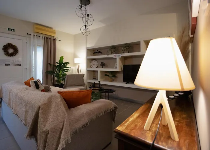 Elenis Cozy Апартаменты Лариса